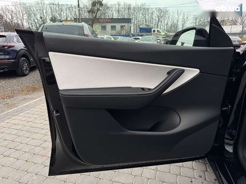 Tesla Model Y 2022 - фото 19