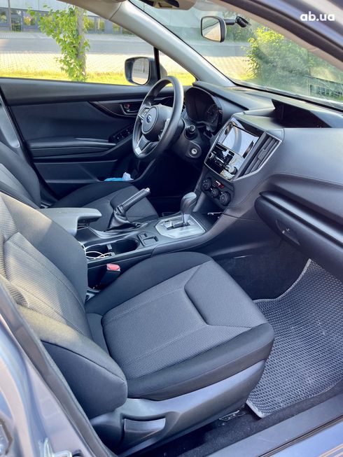 Subaru Impreza 2018 серый - фото 14