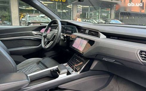 Audi E-Tron 2022 - фото 21