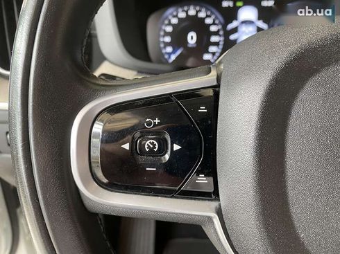 Volvo XC60 2020 - фото 27