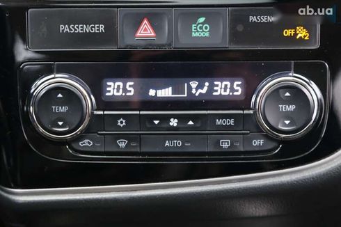 Mitsubishi Outlander 2017 - фото 20