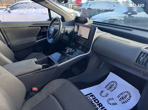 Subaru Solterra 2023 - фото 19