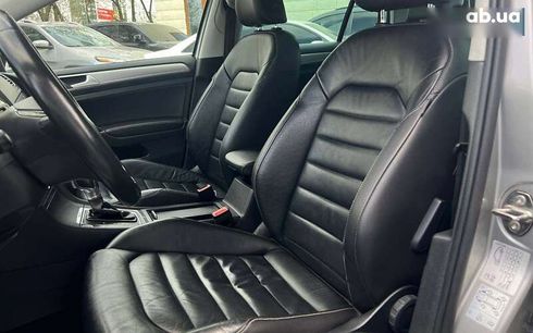 Volkswagen e-Golf 2016 - фото 11