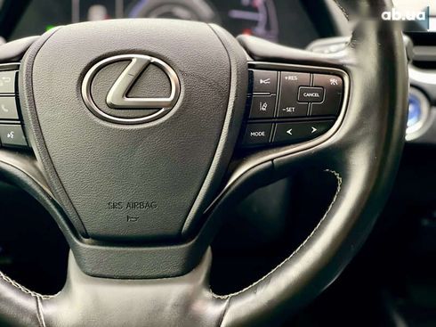 Lexus UX 2019 - фото 28