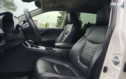 Toyota RAV4 2019 - фото 16