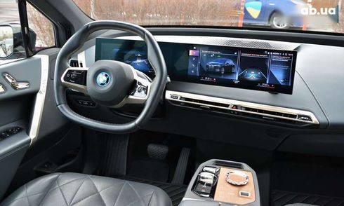 BMW iX 2021 - фото 20