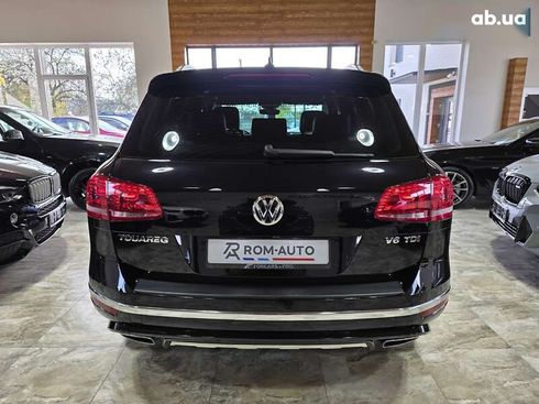 Volkswagen Touareg 2017 - фото 27