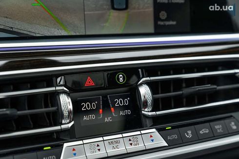 BMW X7 2021 - фото 26