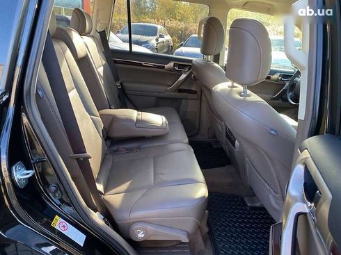 Lexus GX 2017 - фото 24