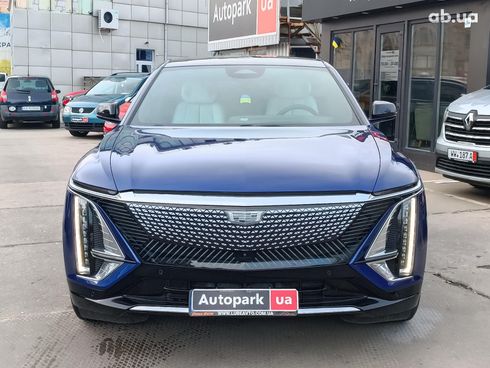 Cadillac Lyriq 2023 синий - фото 6