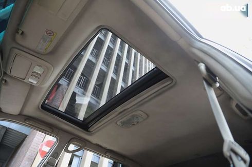Lexus LX 2000 - фото 24