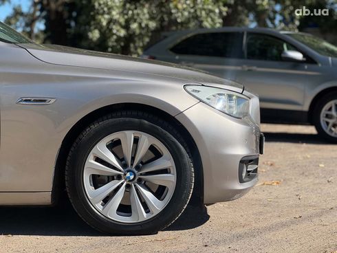 BMW 5 серия 2017 серый - фото 13