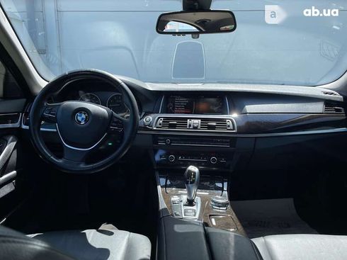 BMW 5 серия 2015 - фото 13