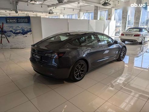 Tesla Model 3 2020 - фото 7