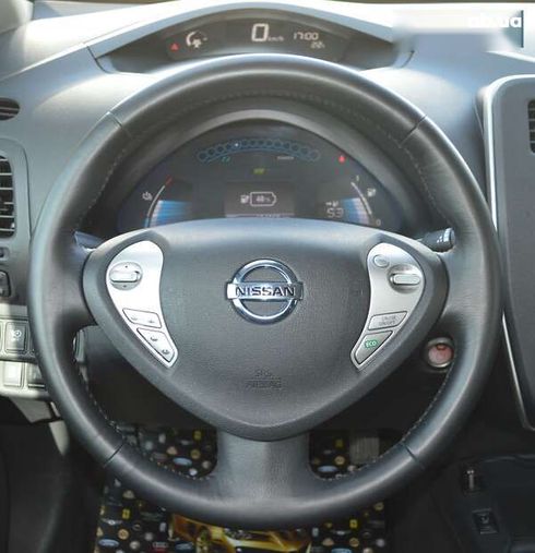 Nissan Leaf 2015 - фото 22