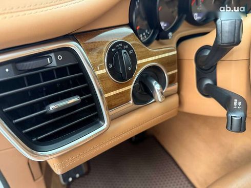 Porsche Panamera 2013 - фото 23