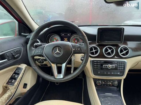 Mercedes-Benz GLA-Класс 2015 - фото 23