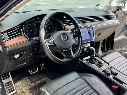 Volkswagen Passat 2018 - фото 23