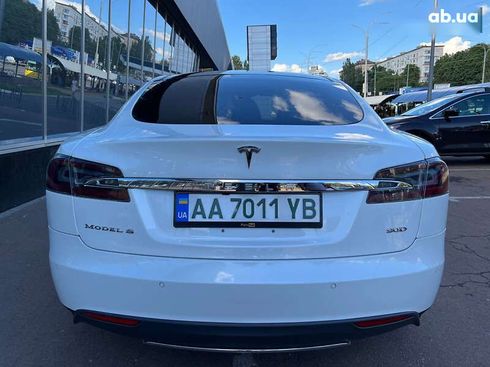 Tesla Model S 2015 - фото 7