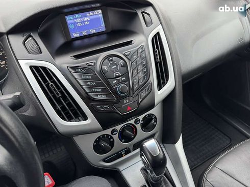 Ford Focus 2013 - фото 20