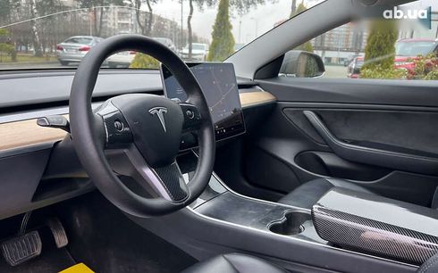 Tesla Model 3 2019 - фото 10