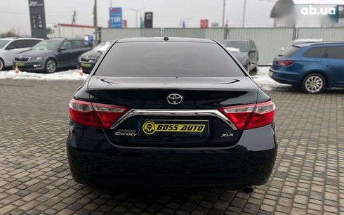 Toyota Camry 2017 - фото 6