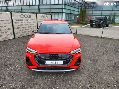 Audi E-Tron 2020 - фото 5