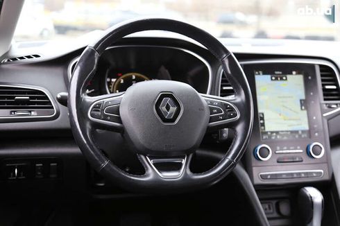 Renault Megane 2016 - фото 16