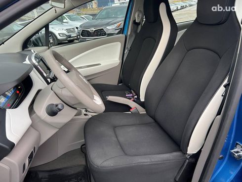 Renault Zoe 2019 синий - фото 18