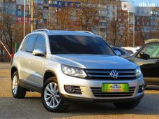 Продаж вживаних Volkswagen Tiguan 2015 року - купити на Автобазарі