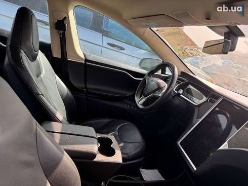 Tesla Model S 2013 - фото 8