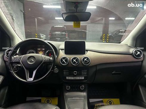 Mercedes-Benz B-Класс 2015 - фото 17