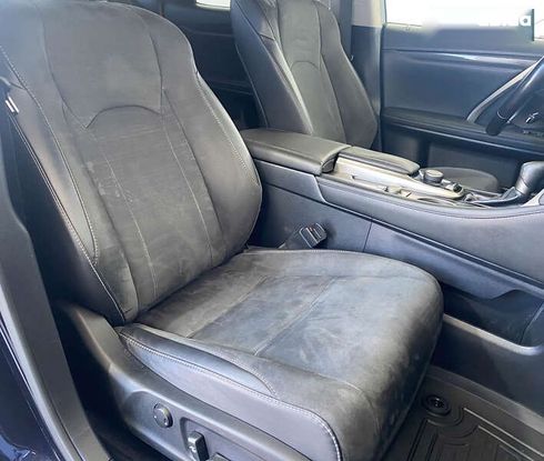 Lexus RX 2018 - фото 18