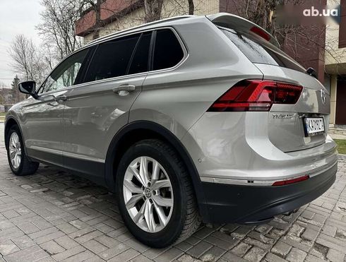 Volkswagen Tiguan 2016 - фото 21