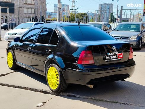 Volkswagen Jetta 2002 черный - фото 7