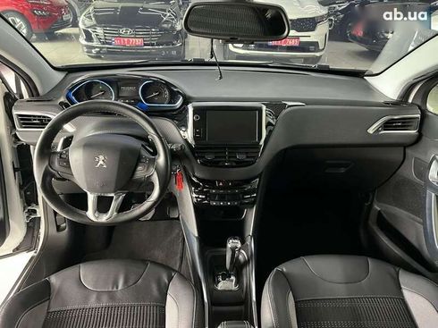 Peugeot 2008 2015 - фото 18