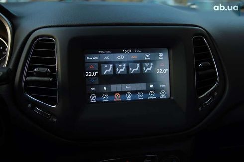 Jeep Compass 2019 - фото 16