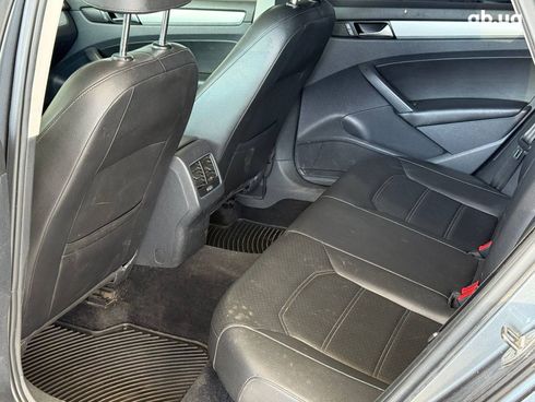 Volkswagen Passat 2013 серый - фото 14
