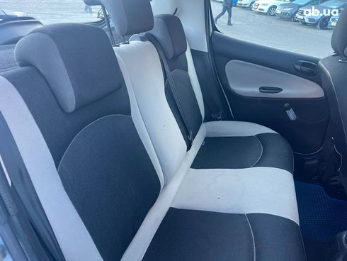 Peugeot 206 2005 серый - фото 28