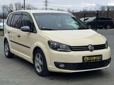 Продаж вживаних Volkswagen Touran 2015 року в Чернівцях - купити на Автобазарі