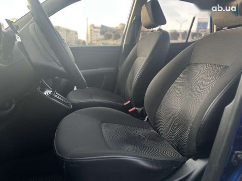 Hyundai i10 2013 - фото 17