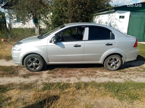 Chevrolet Aveo 2006 - фото 10