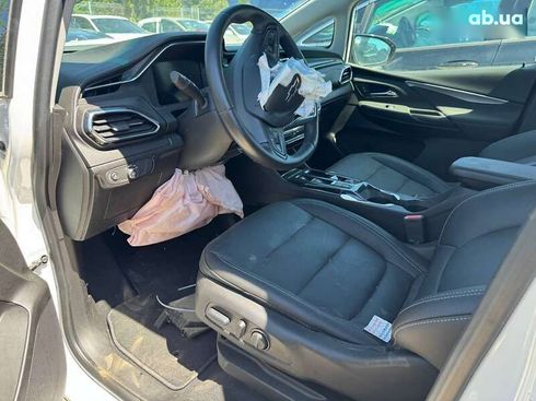 Chevrolet Bolt 2023 - фото 10