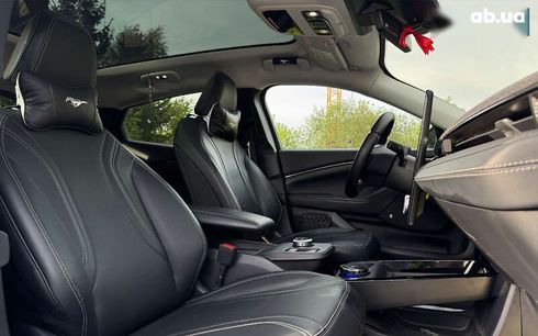 Ford Mustang Mach-E 2022 - фото 10
