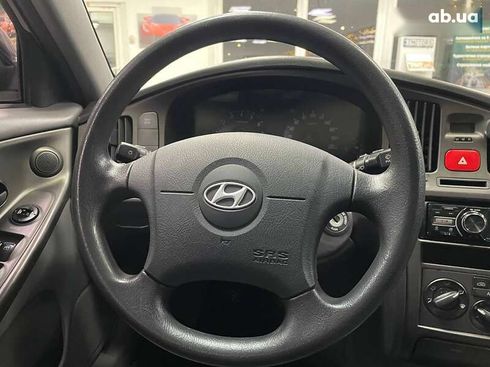 Hyundai Elantra 2010 - фото 21