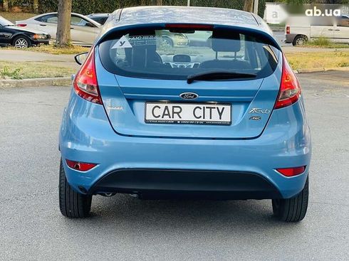 Ford Fiesta 2011 - фото 6