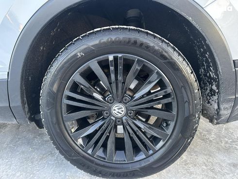 Volkswagen Tiguan 2018 белый - фото 30