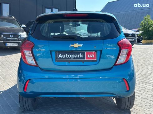 Chevrolet Spark 2019 синий - фото 7