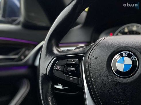 BMW 5 серия 2017 - фото 13