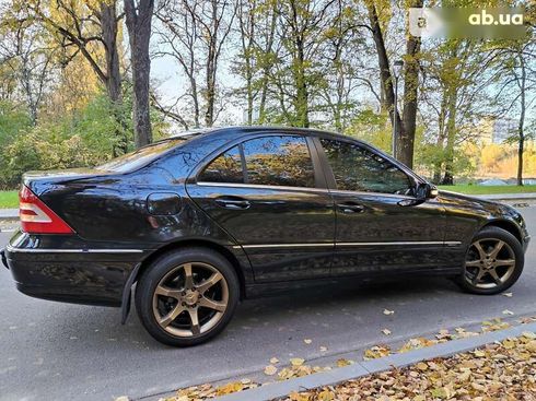 Mercedes-Benz C-Класс 2005 - фото 21